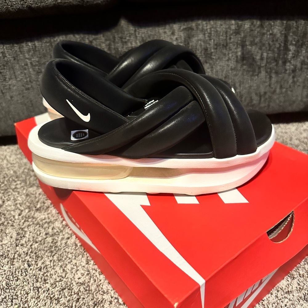 Nike Women's Black and White Slide Sandals